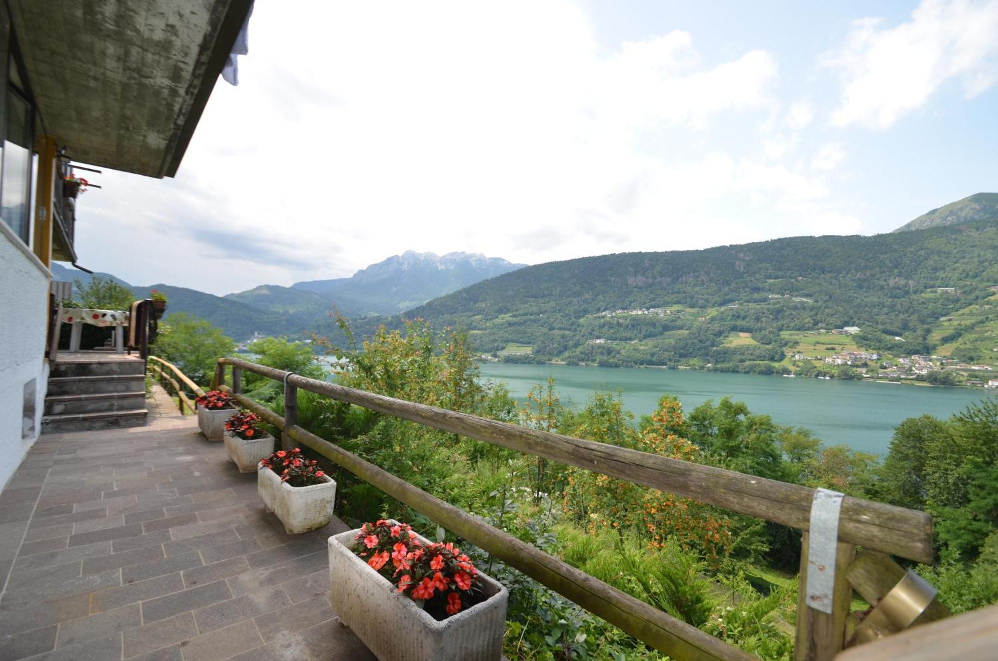 Trentino Appartamenti Oss Tenna Exteriér fotografie